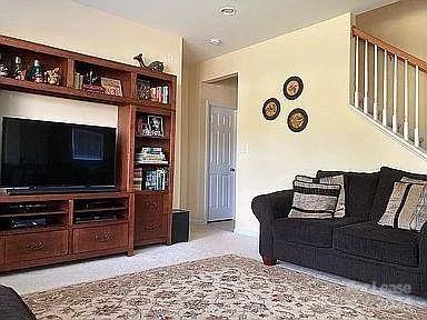 Winding Walk - Residential Lease