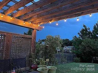 Winding Walk - Residential Lease