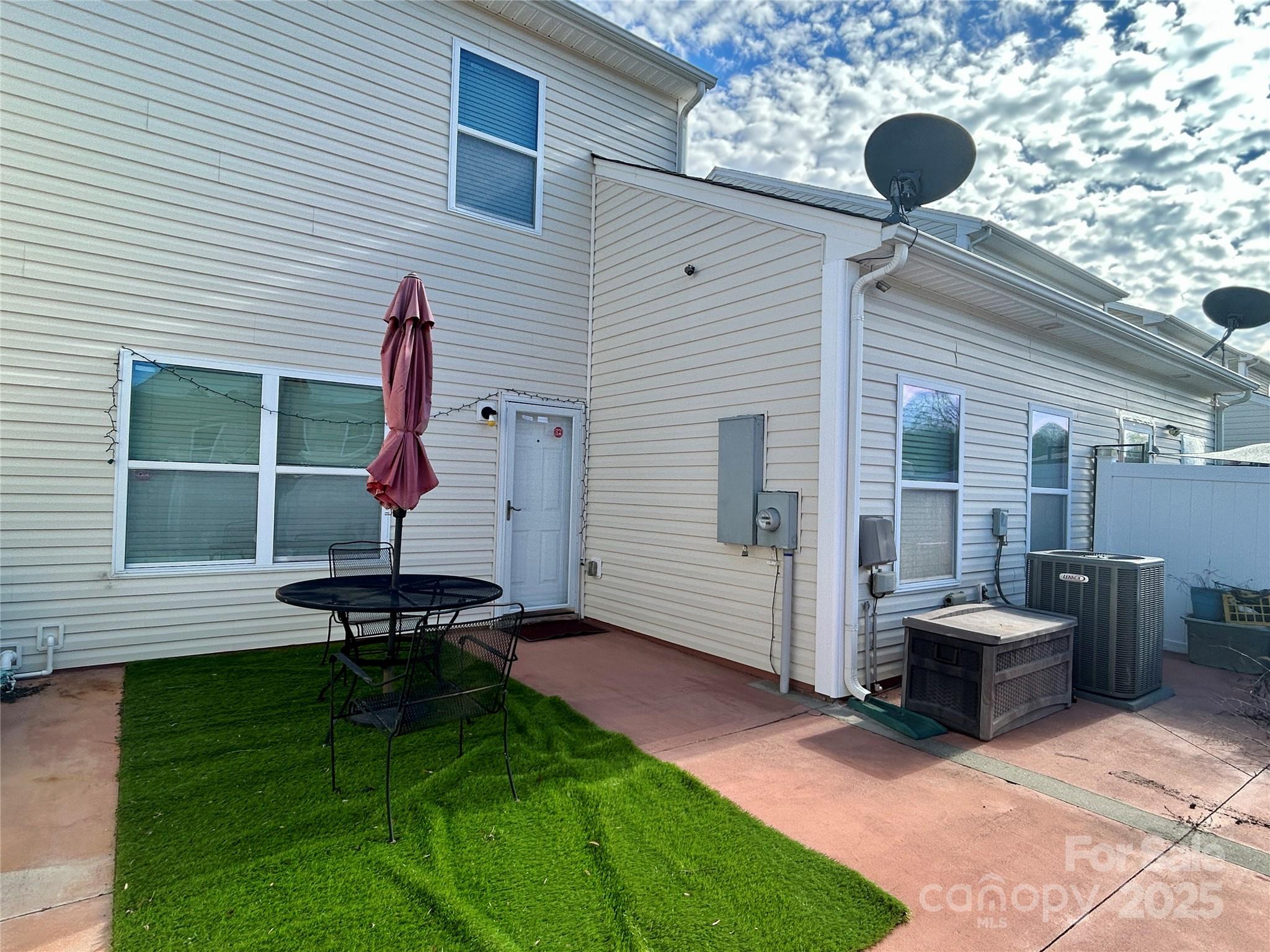 Harpers Green - Residential