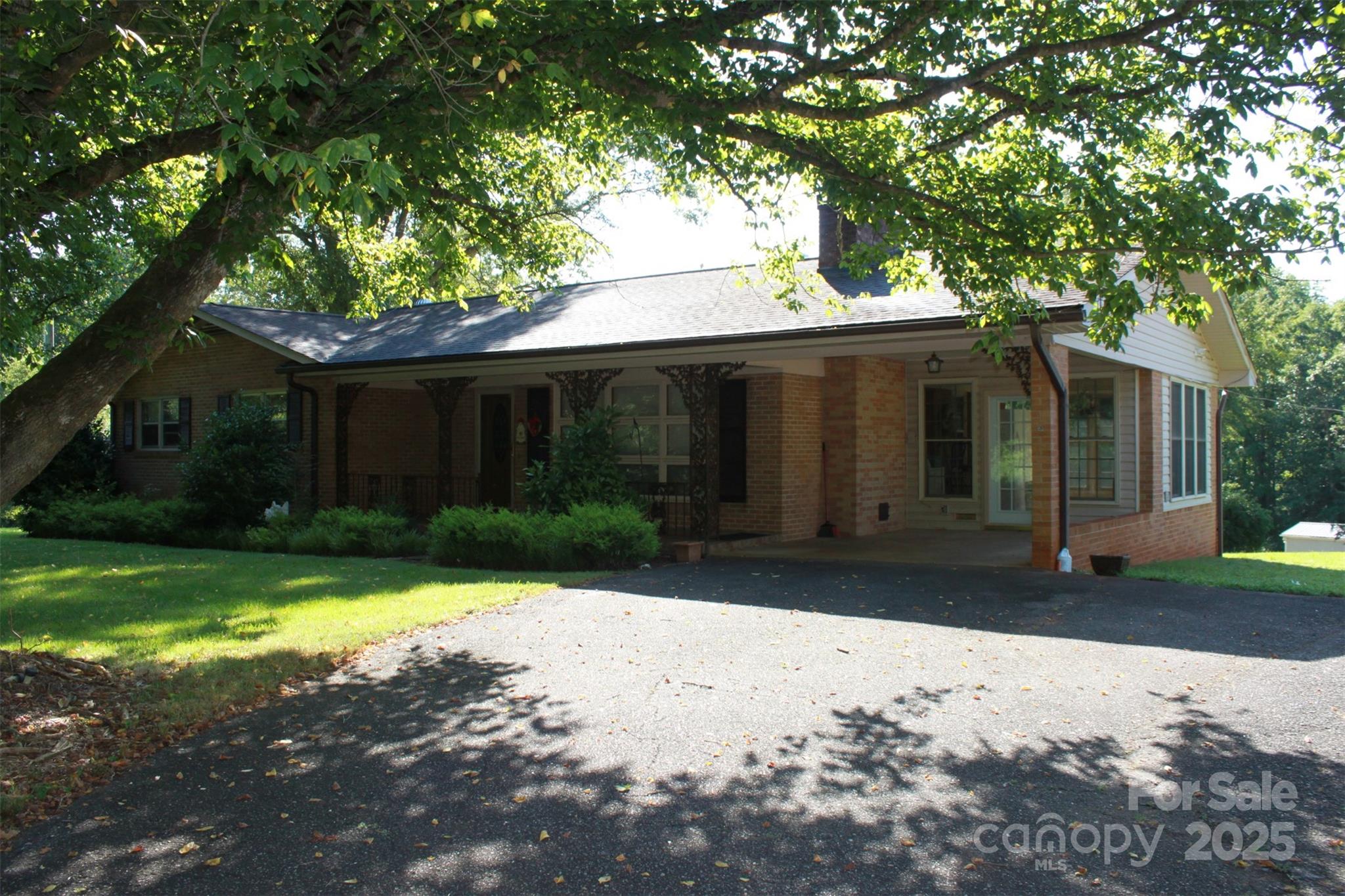 796 Hollis Road