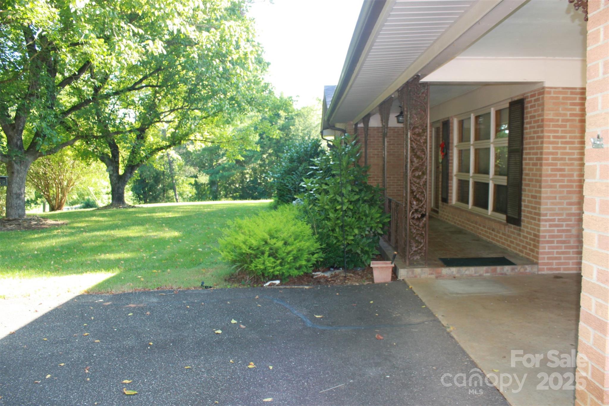 796 Hollis Road
