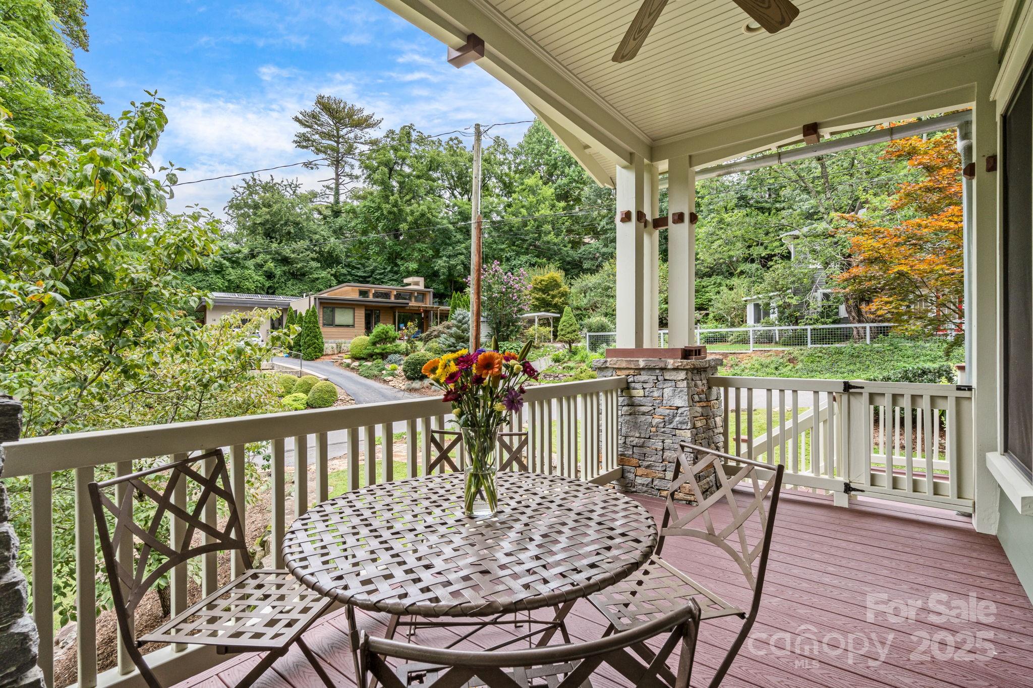 7 Kenilwood Place
