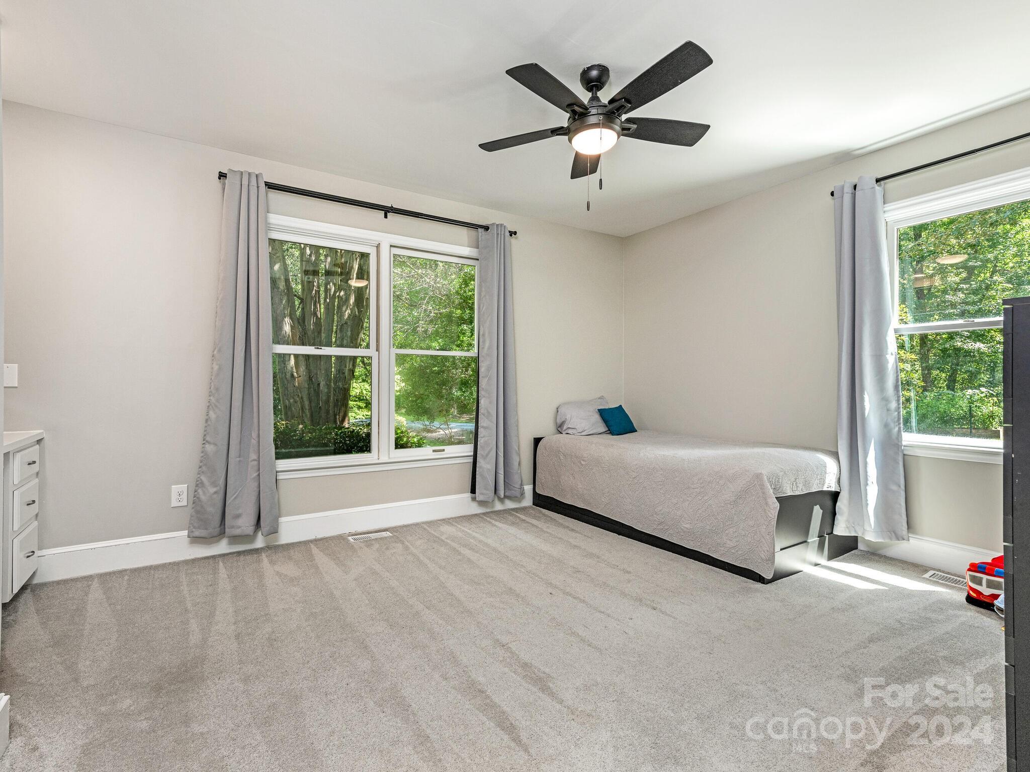 Robinwood - Residential