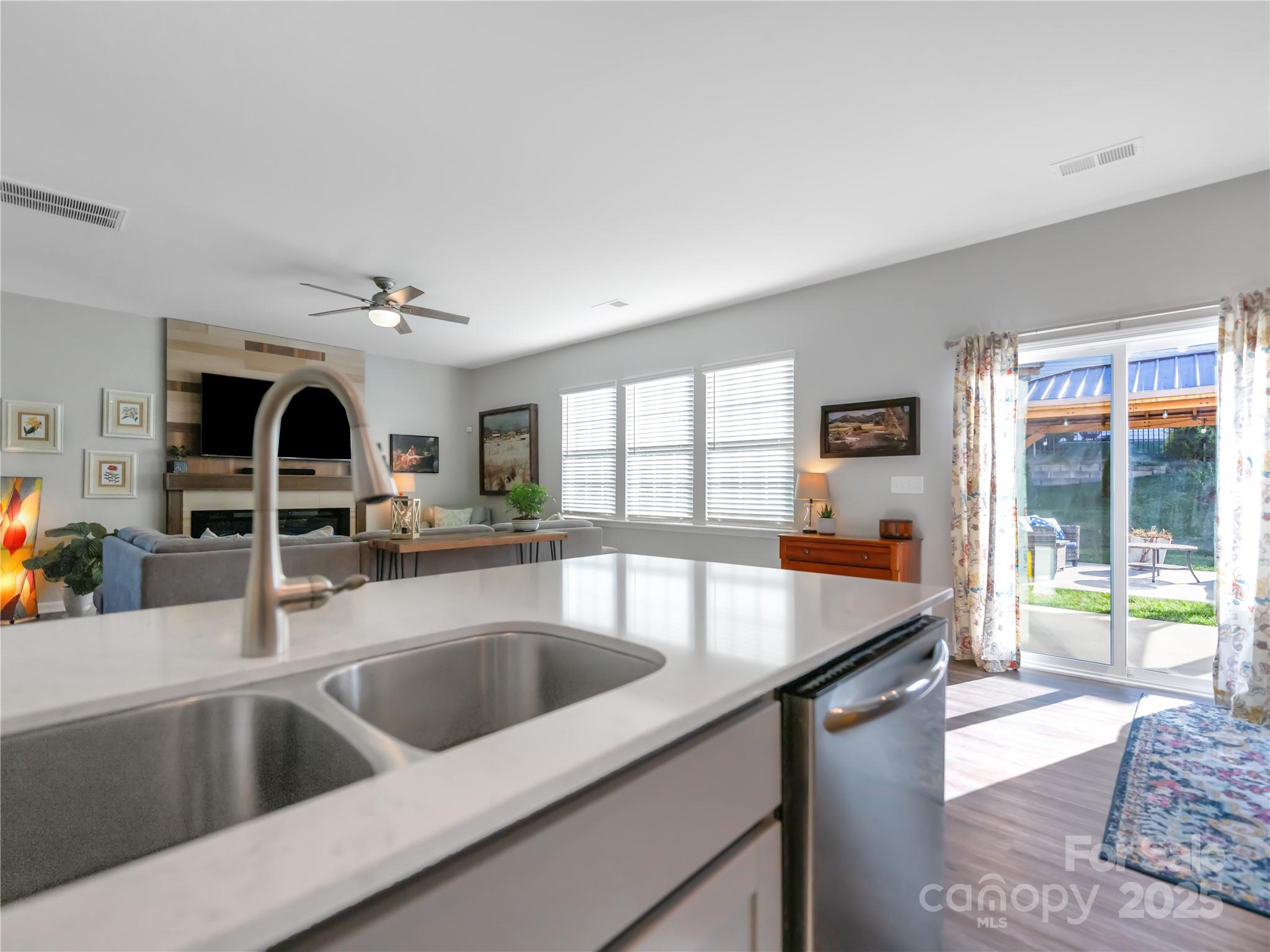 Bethesda Oaks - Residential