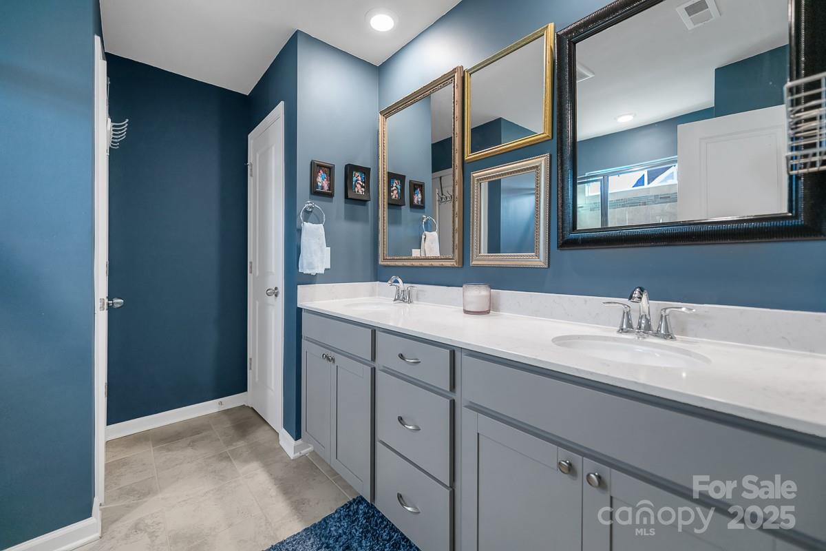 Bethesda Oaks - Residential