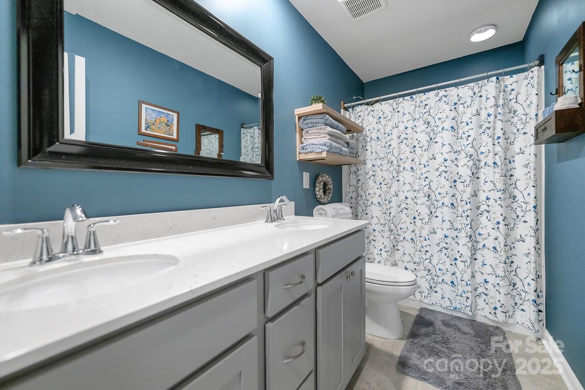 Bethesda Oaks - Residential