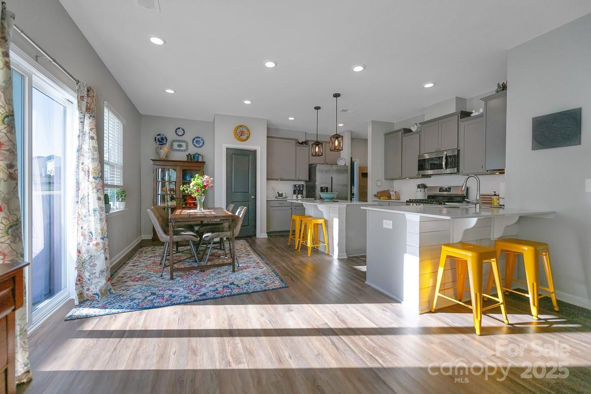 Bethesda Oaks - Residential