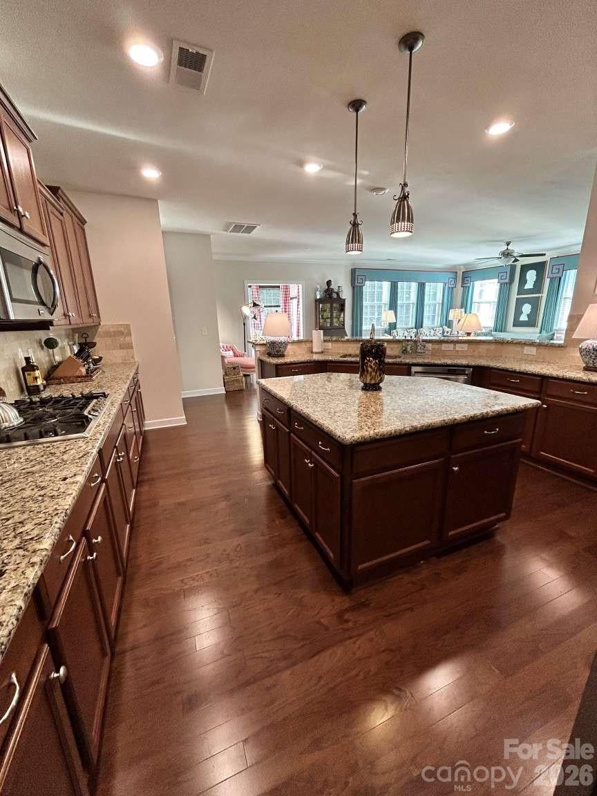 1317 Pinewalk Drive