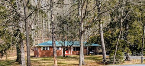 Photo of 979 Greenville Highway, Brevard, NC 28712 (MLS # 4338067)