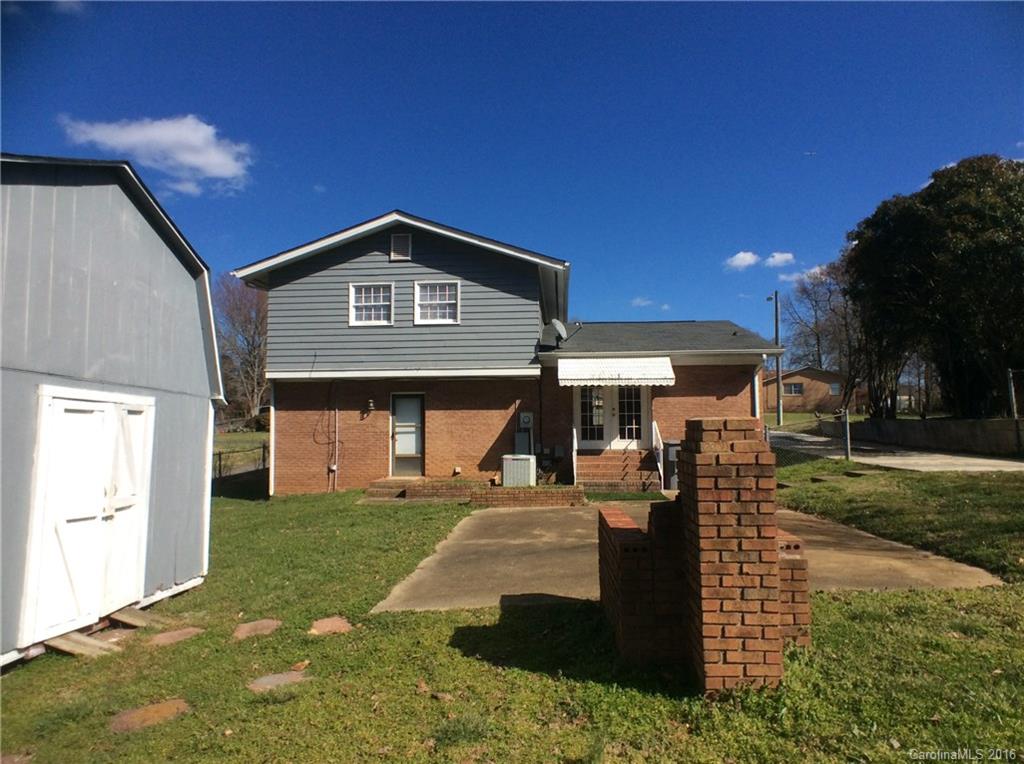 Forest Pawtuckett - Residential Lease