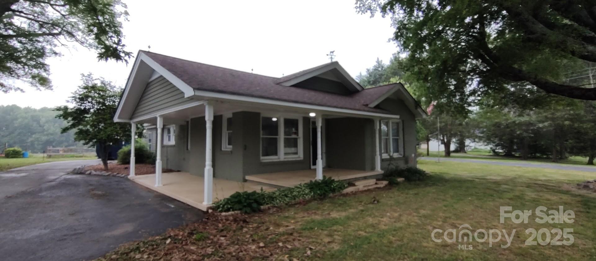 1521 N Piedmont Avenue