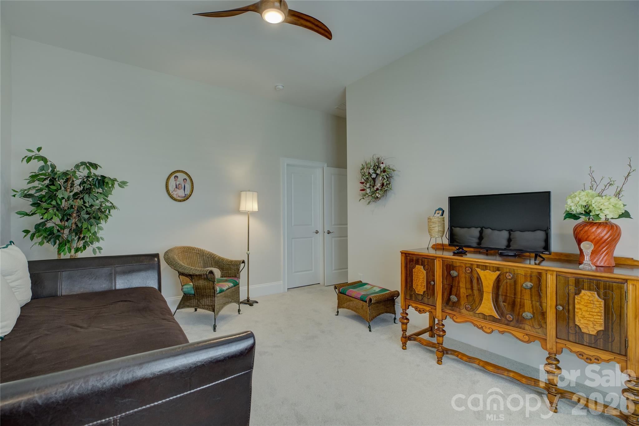 Regency at Palisades - Residential