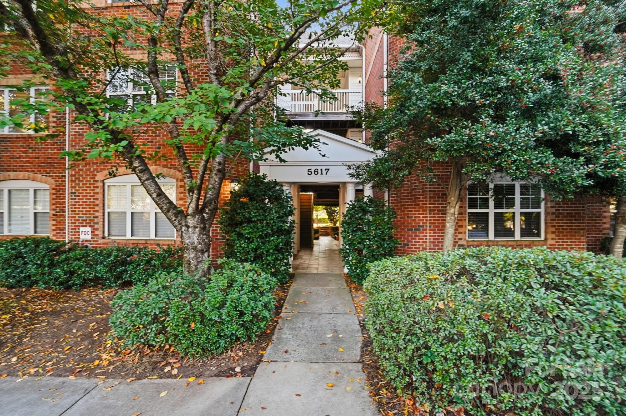 5617 Fairview Road 5
