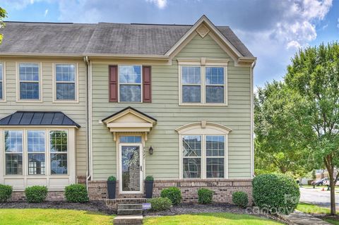 3327 Major Samuals Way Charlotte NC 28208