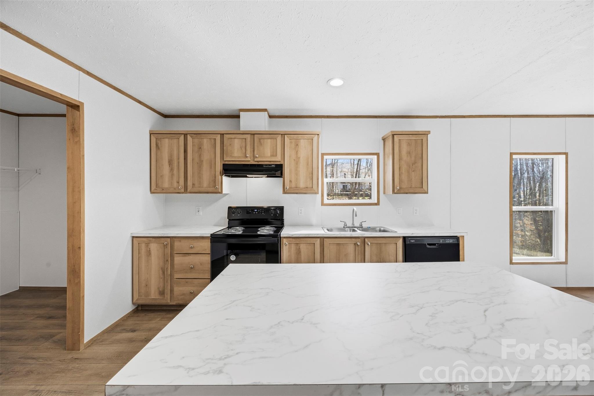 Windward Pointe - Residential