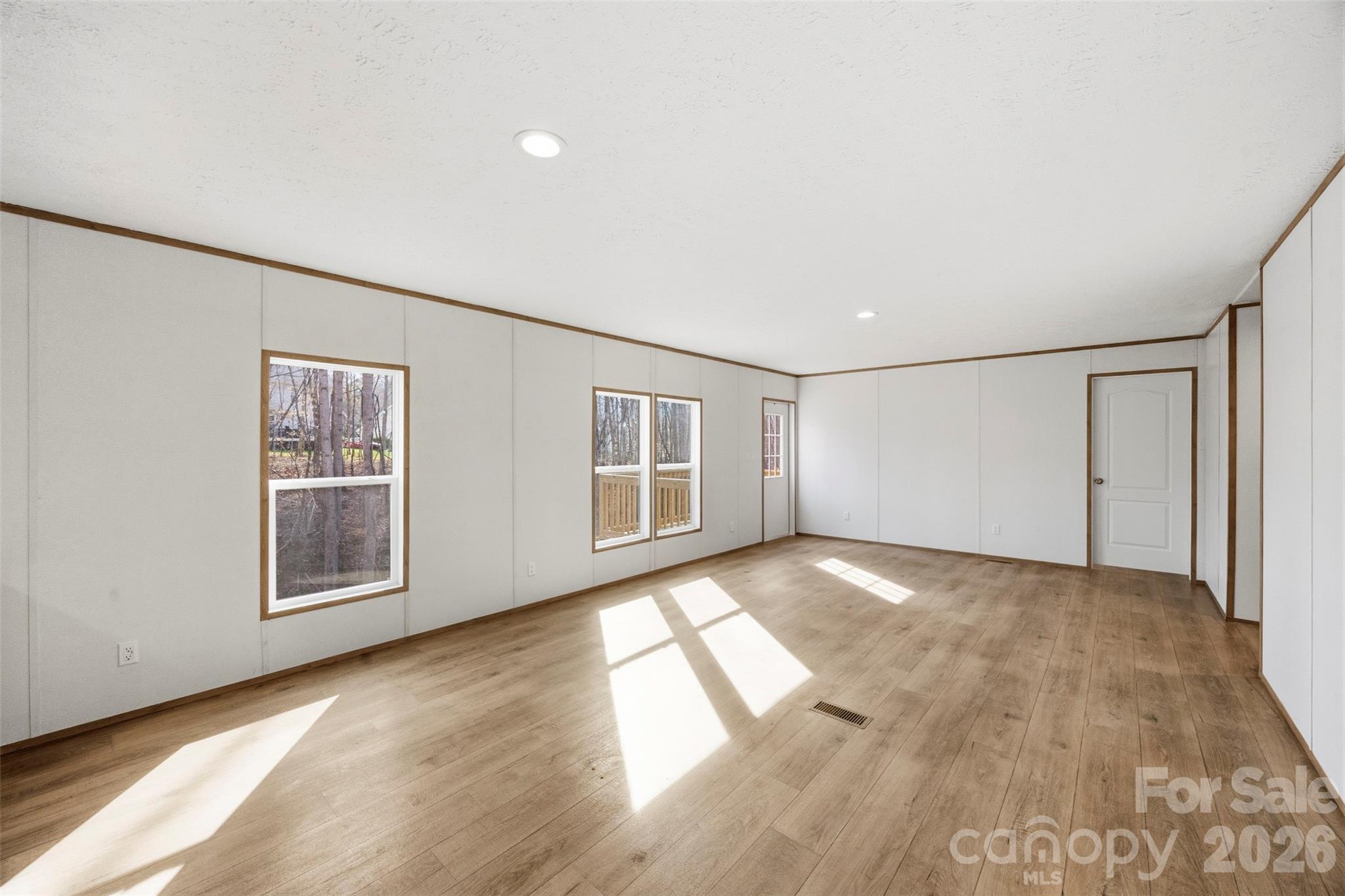 Windward Pointe - Residential