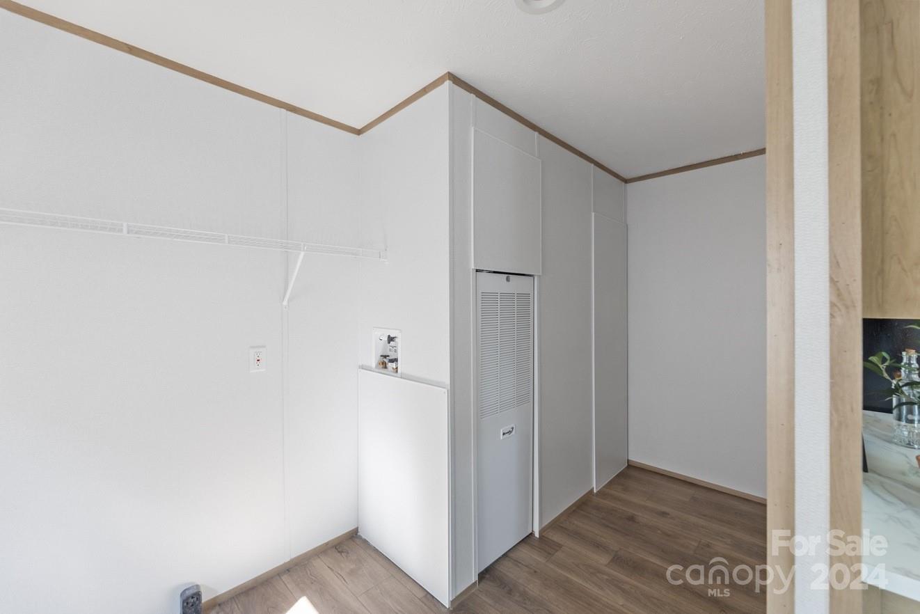 Windward Pointe - Residential