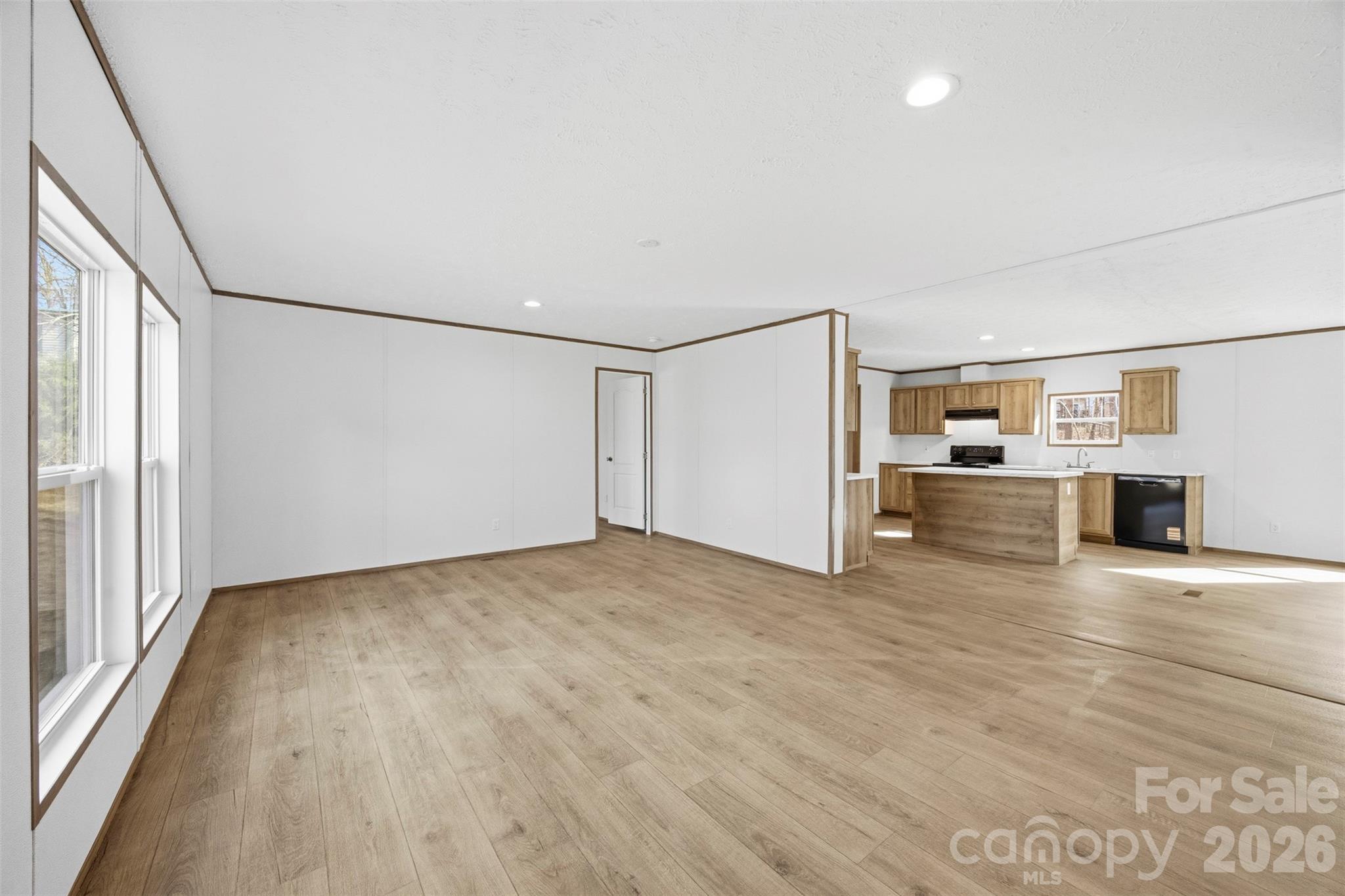 Windward Pointe - Residential