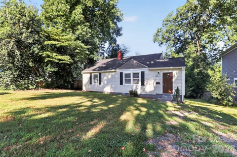 Photo of 148 Smallwood Place S, Charlotte, NC 28208 (MLS # 4421228)