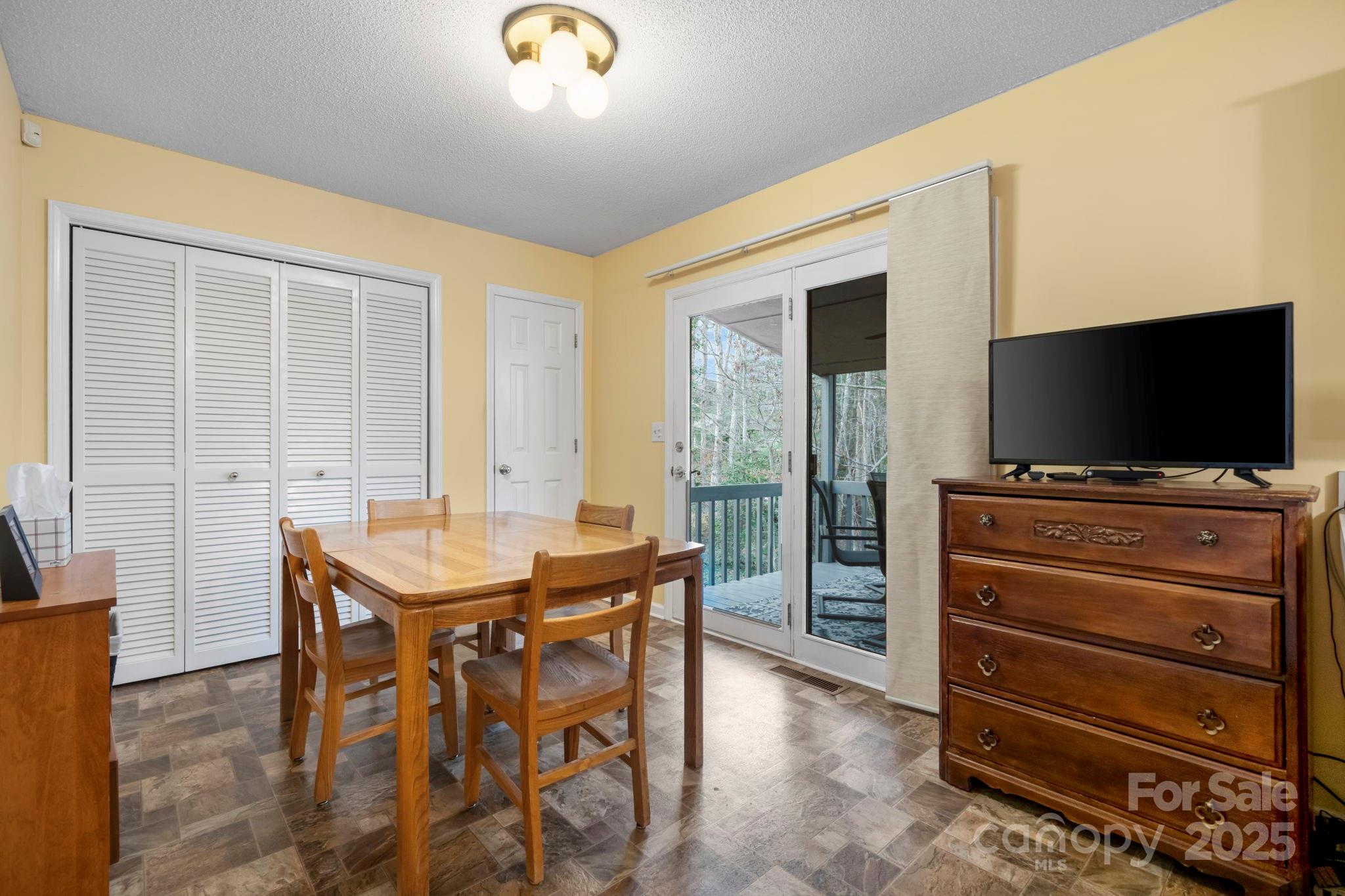 Country Retreat - Residential