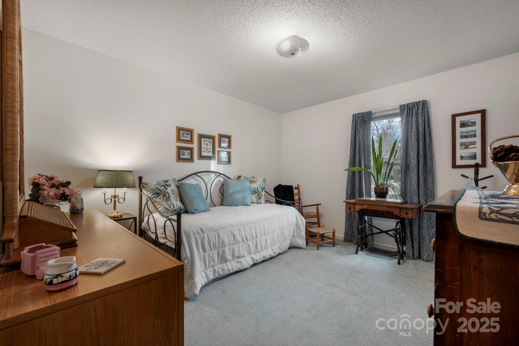 Country Retreat - Residential