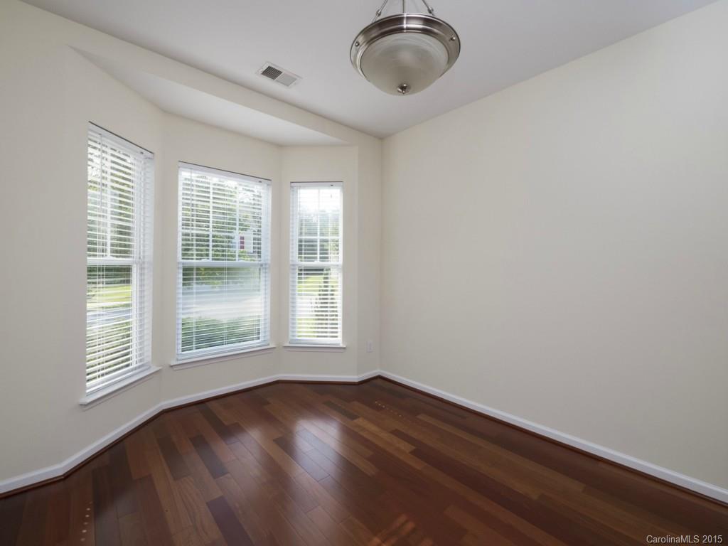 Ridge Pointe - Residential