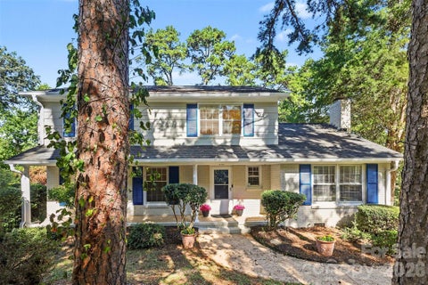 Photo of 833 Archdale Drive, Charlotte, NC 28217 (MLS # 4432284)