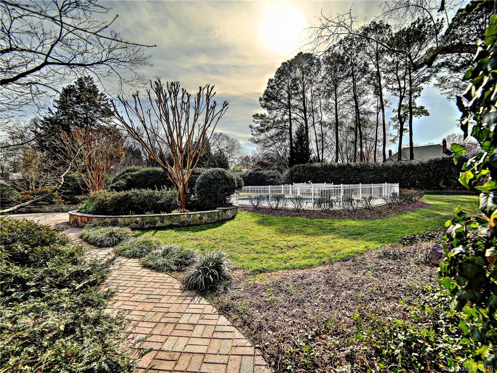 Deering Oaks - Residential