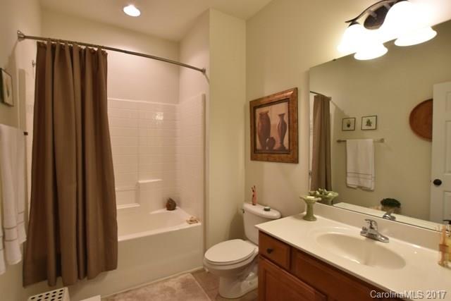 Lake Shore - Residential