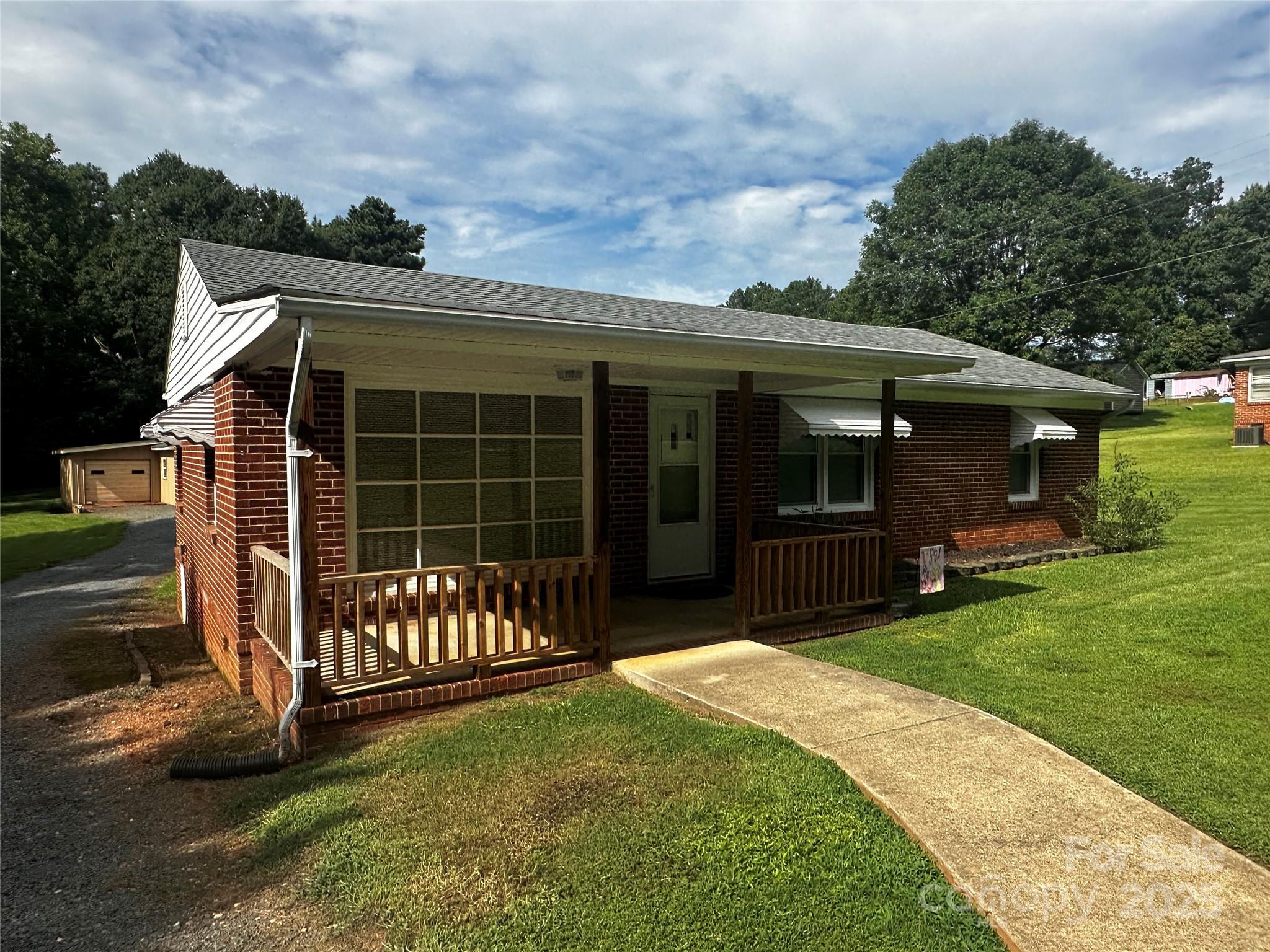 435 Parker Circle