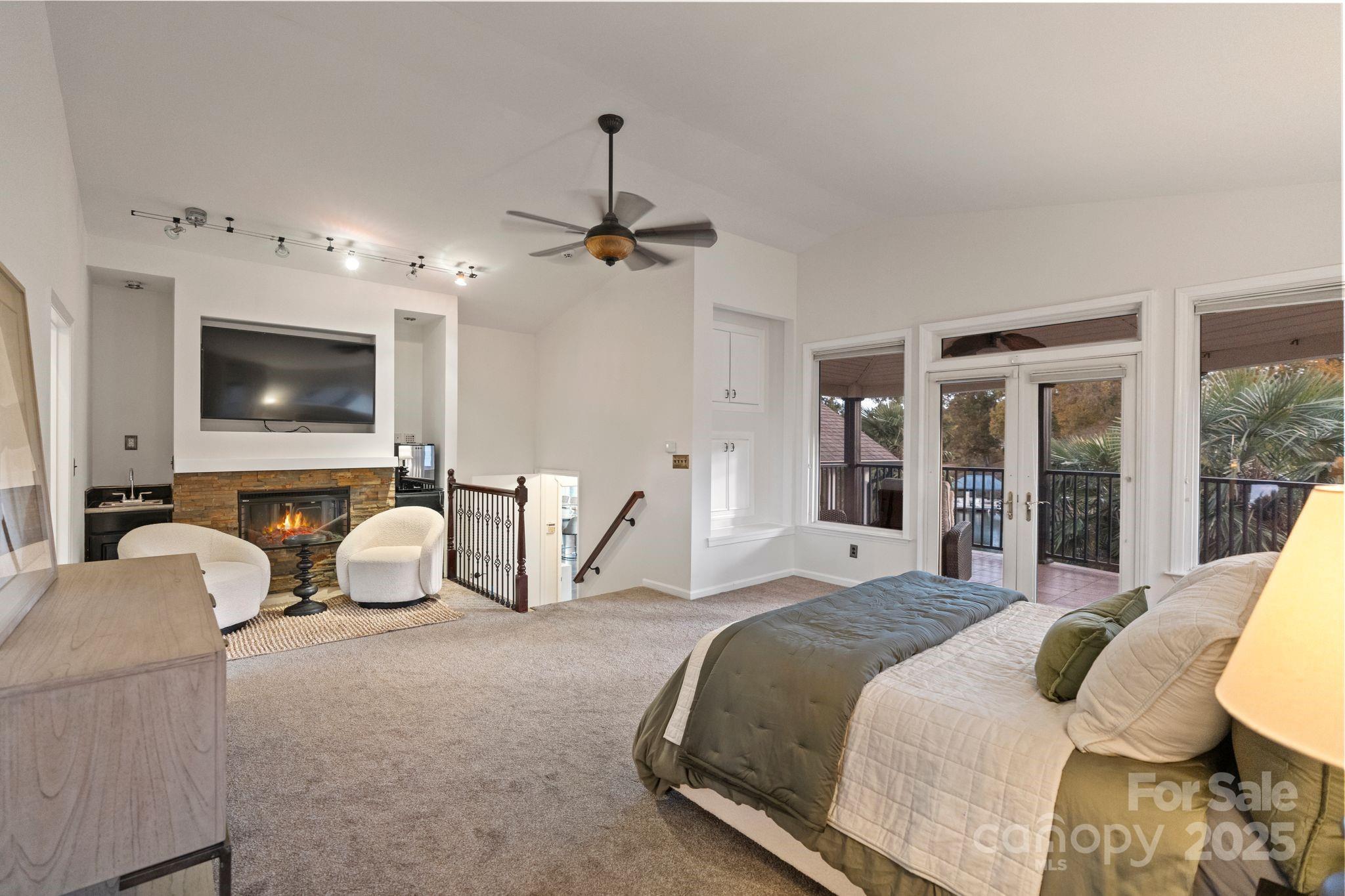 The Coves - Residential