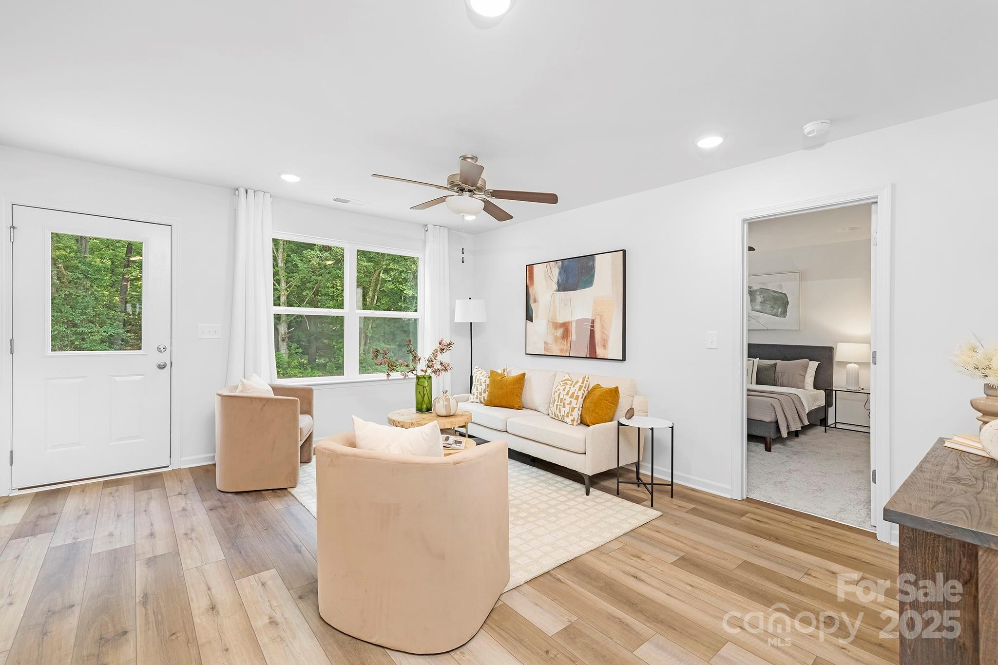 2940 21st Street Lane NE