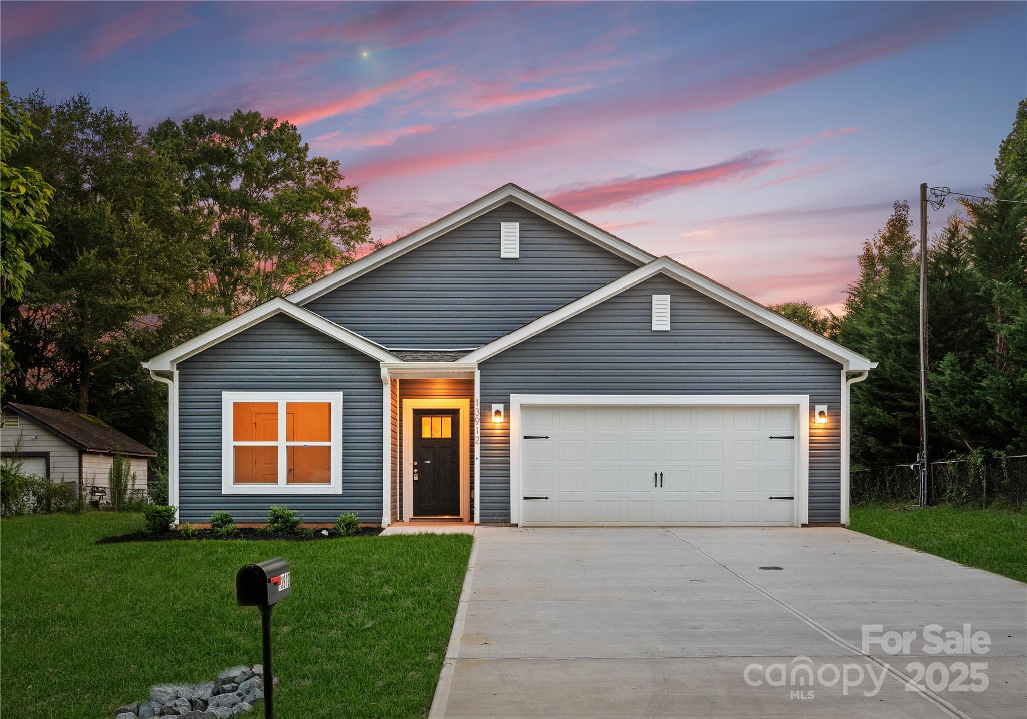 2940 21st Street Lane NE