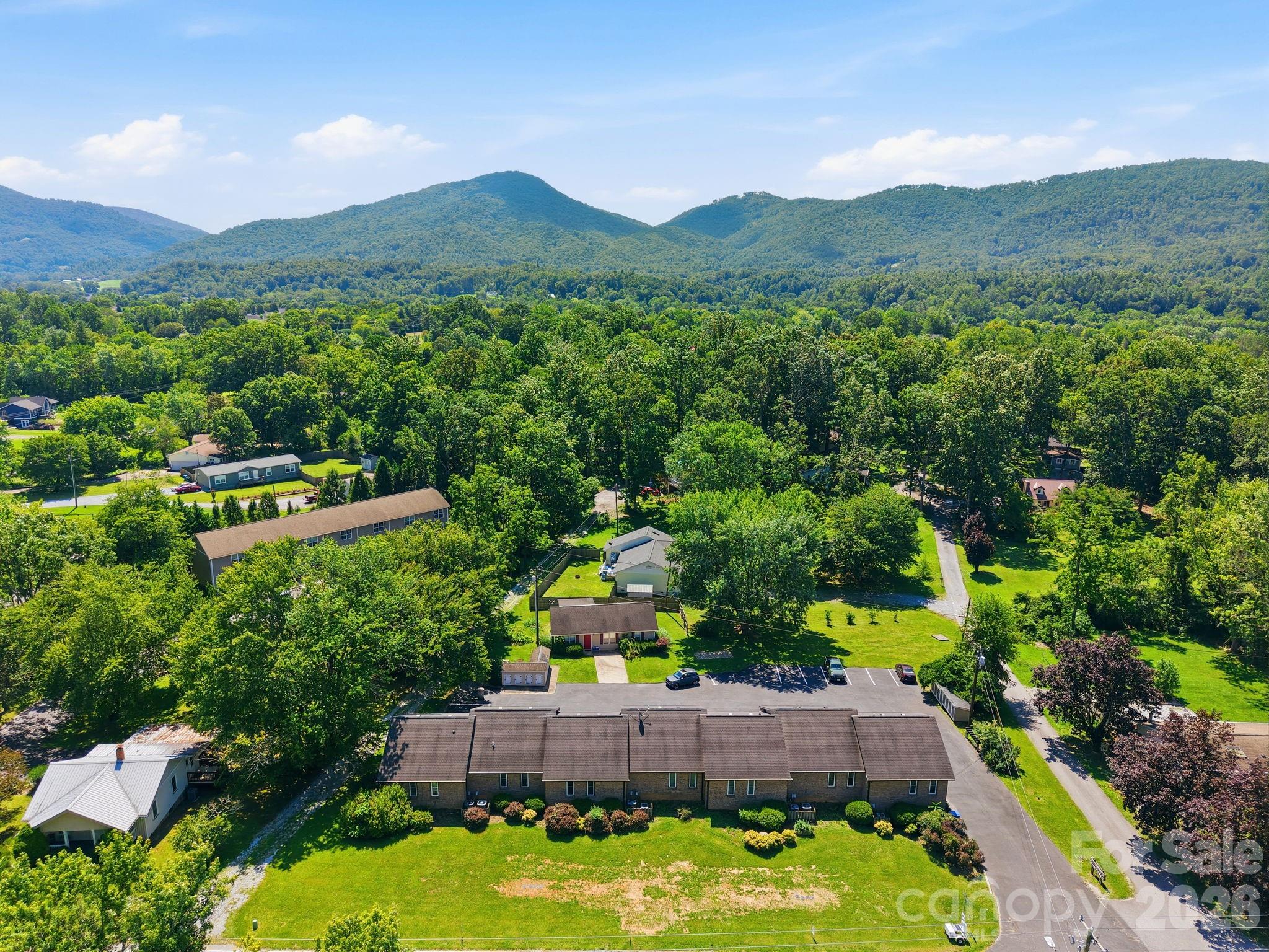 5 Country Gardens Drive