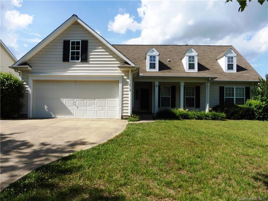 GREAT HUNTERSVILLE LOCATION!!  RANCH HOME WITH 3 BEDROOMS, 2 BATHS, AND A LARGE BONUS ROOM UPSTAIRS, FRESH INTERIOR PAINT, LARGE TILED KITCHEN/BREAKFAST AREA OPENS TO LARGE GREAT ROOM W/ GAS LOG FIREPLACE,  FENCED YARD, TWO CAR GARAGE, REFRIGERATOR, STOVE, DISHWASHER & MICROWAVE INCLUDED.  CONVENIENT TO I-77, HOSPITAL, SHOPPING AND RESTAURANTS.  IT'S AVAILABLE NOW TO MOVE INTO.