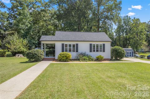 Photo of 223 Wiley Avenue, York, SC 29745 (MLS # 4369361)