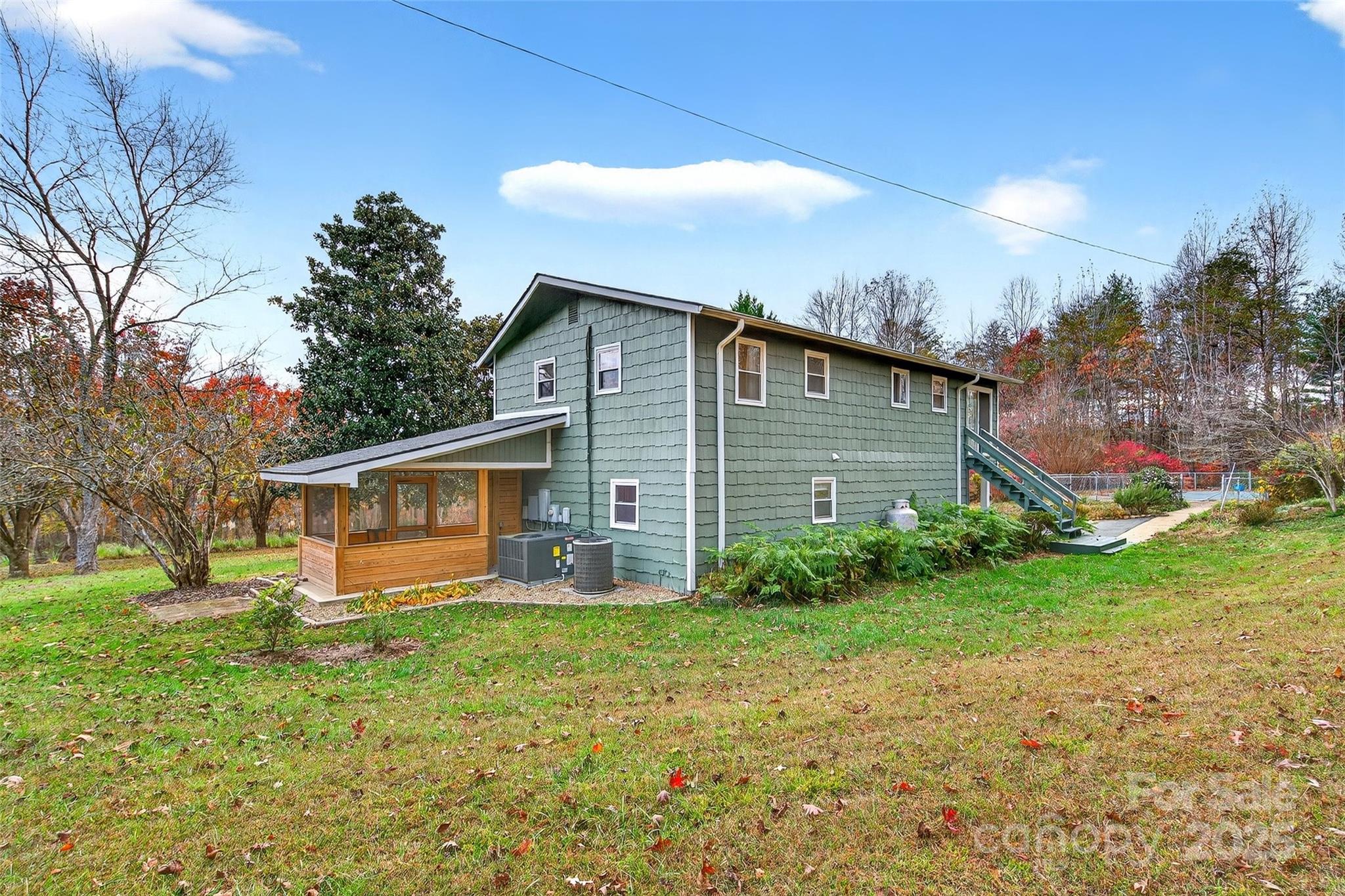 333 SandCastle Drive