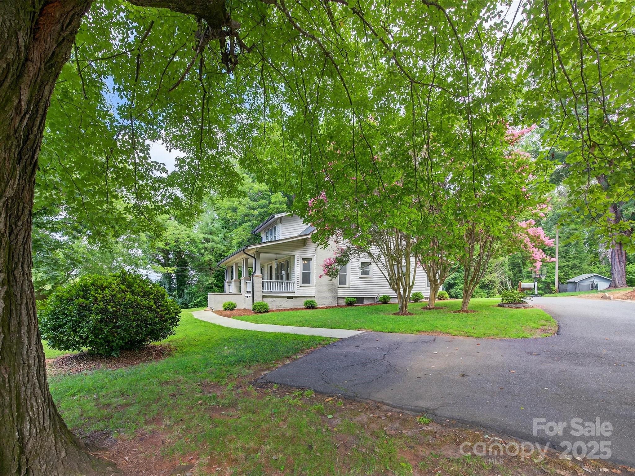 808 W Union Street