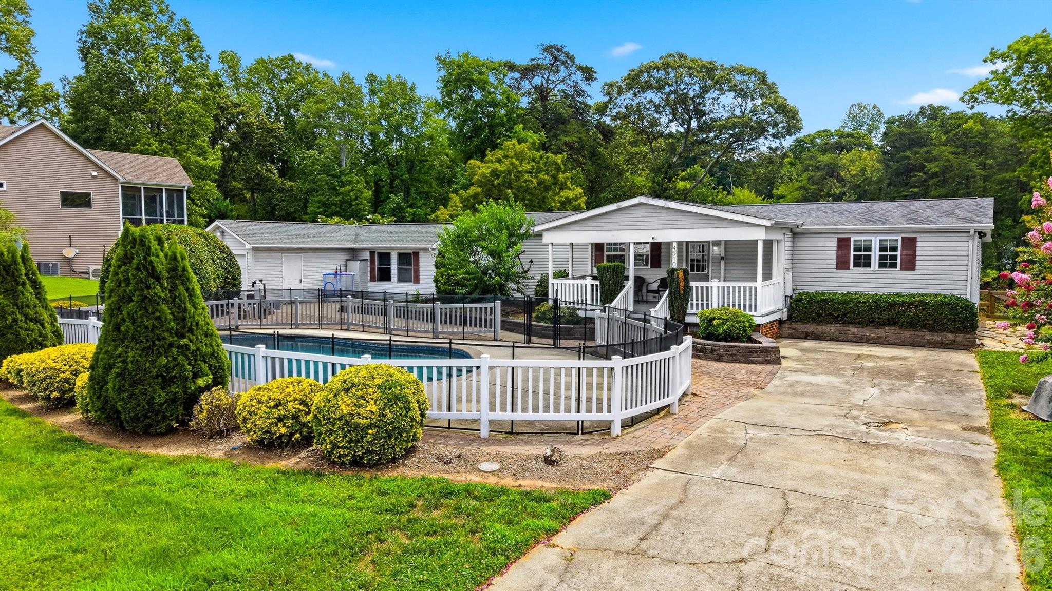 4520 Lake Drive