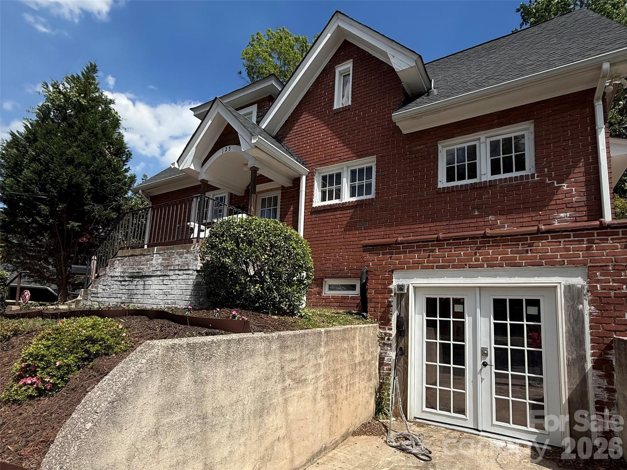 125 N Caldwell Street