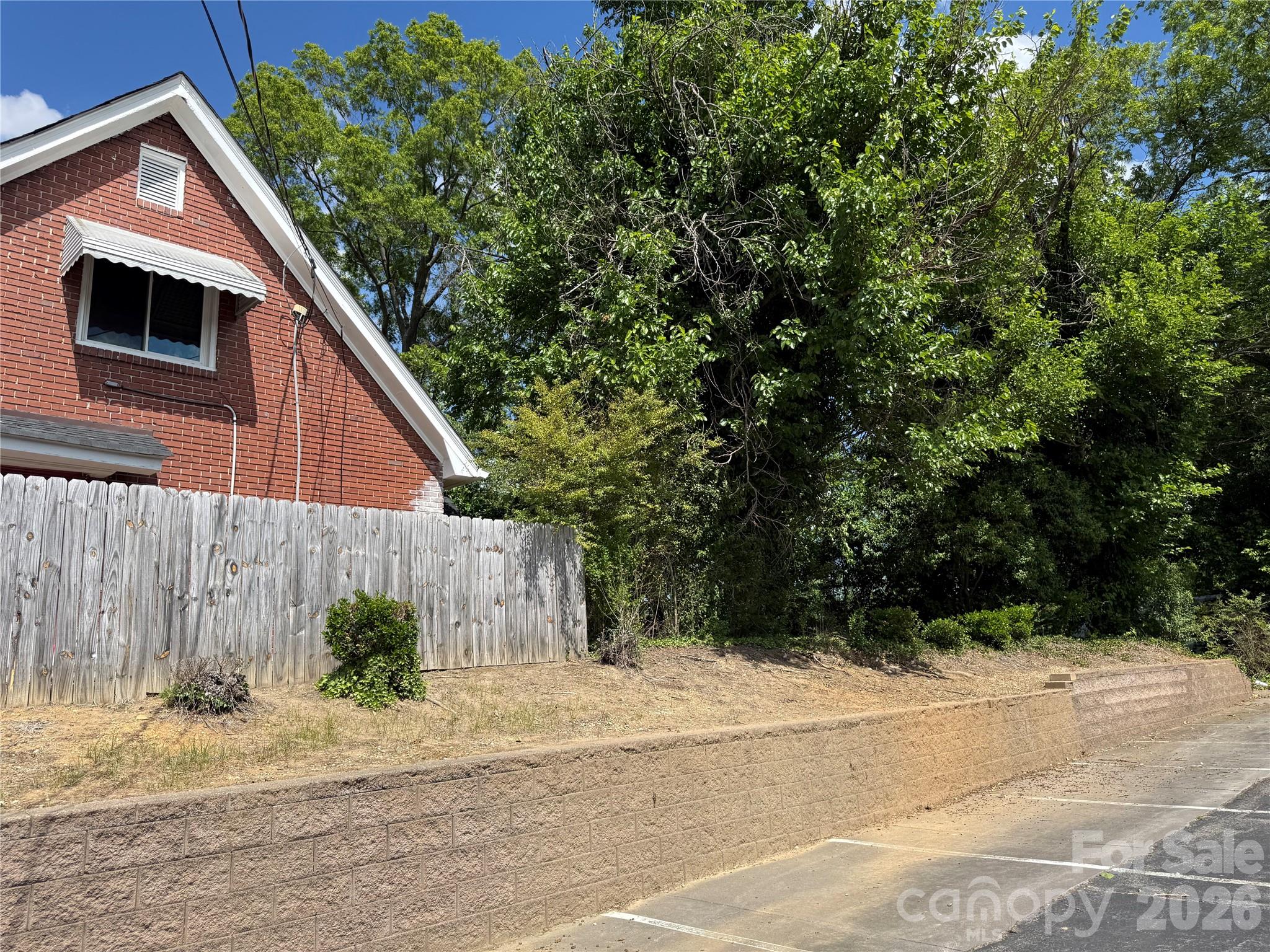 125 N Caldwell Street