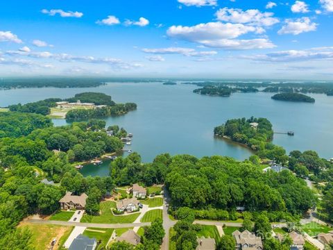 Photo of 16429 Twin Cove Drive, Huntersville, NC 28078 (MLS # 4269226)