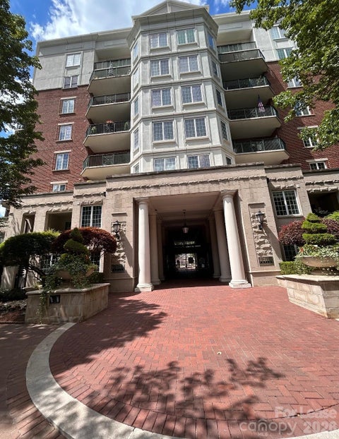 Photo of 300 W 5th Street #250, Charlotte, NC 28202 (MLS # 4422573)