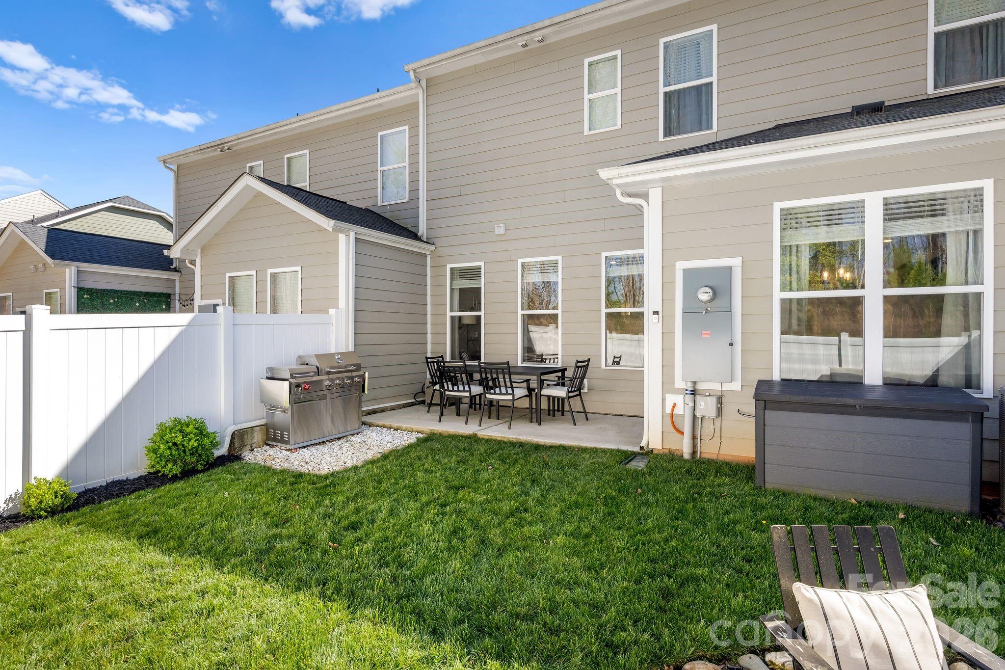 Redwood Rookery at The Vineyards - Residential