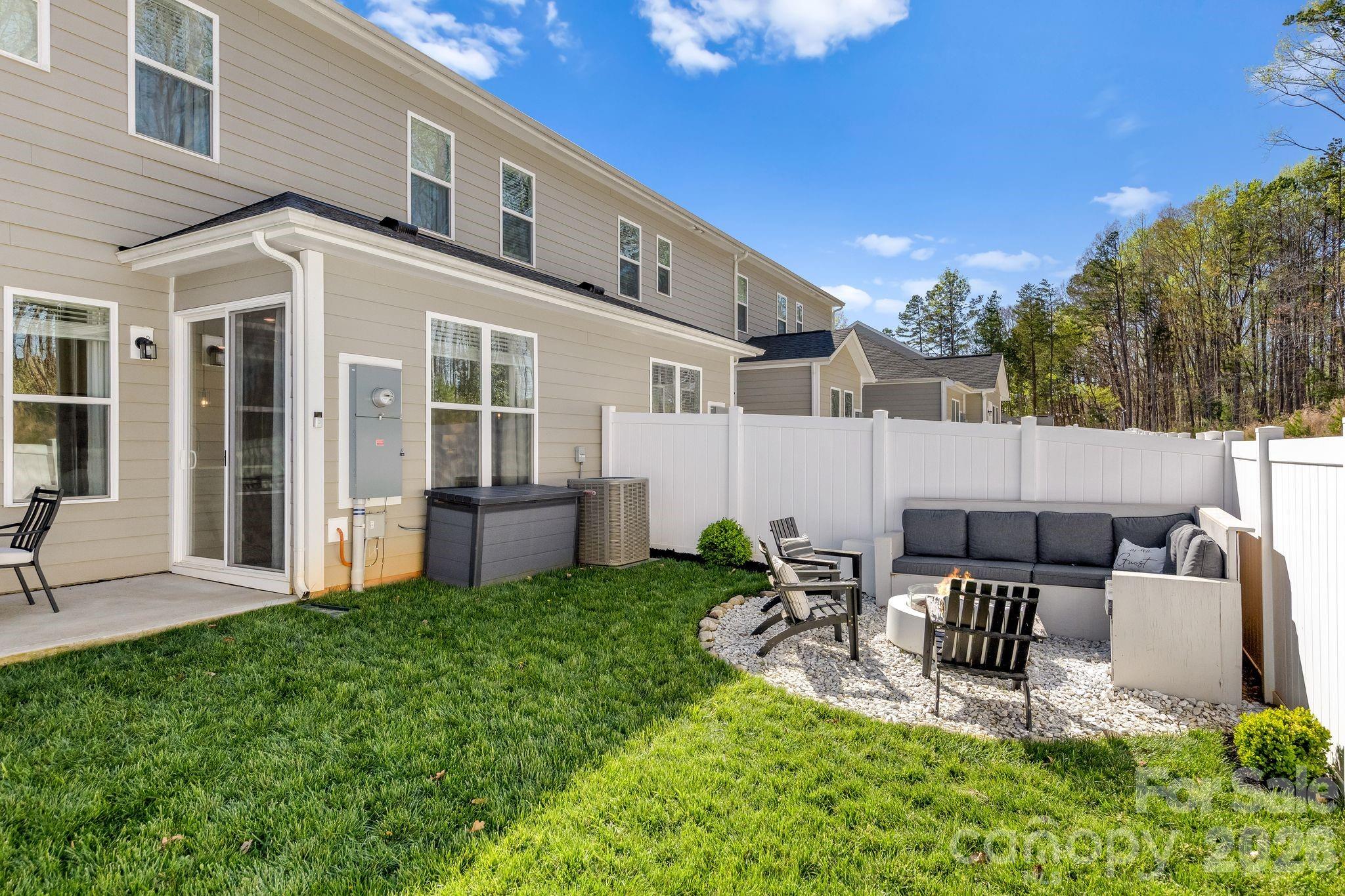 Redwood Rookery at The Vineyards - Residential