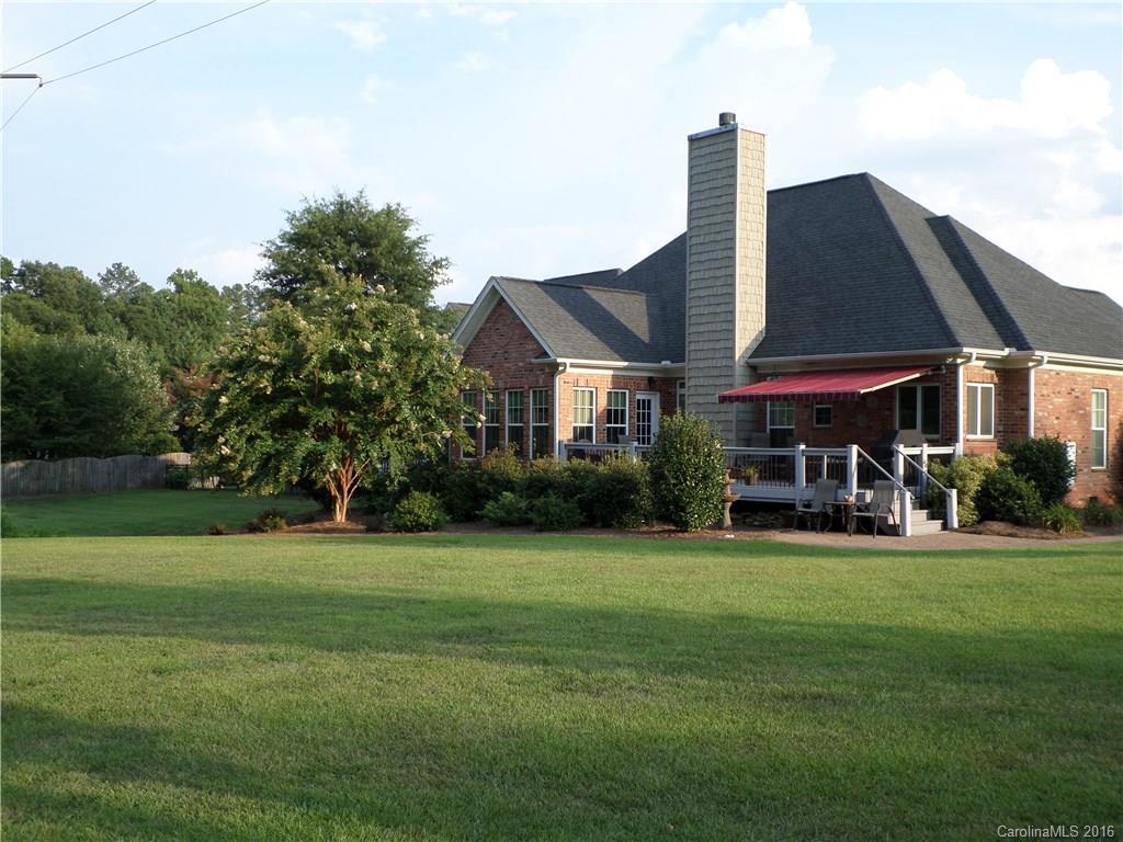 Lake Club Commons - Residential