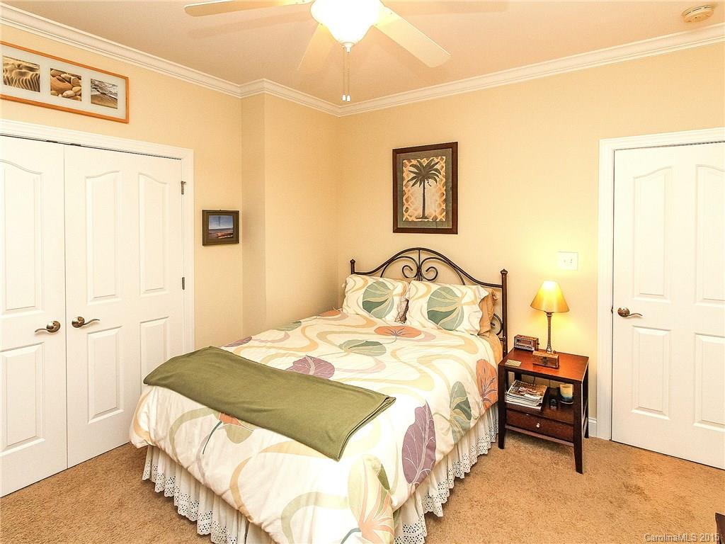 Lake Club Commons - Residential