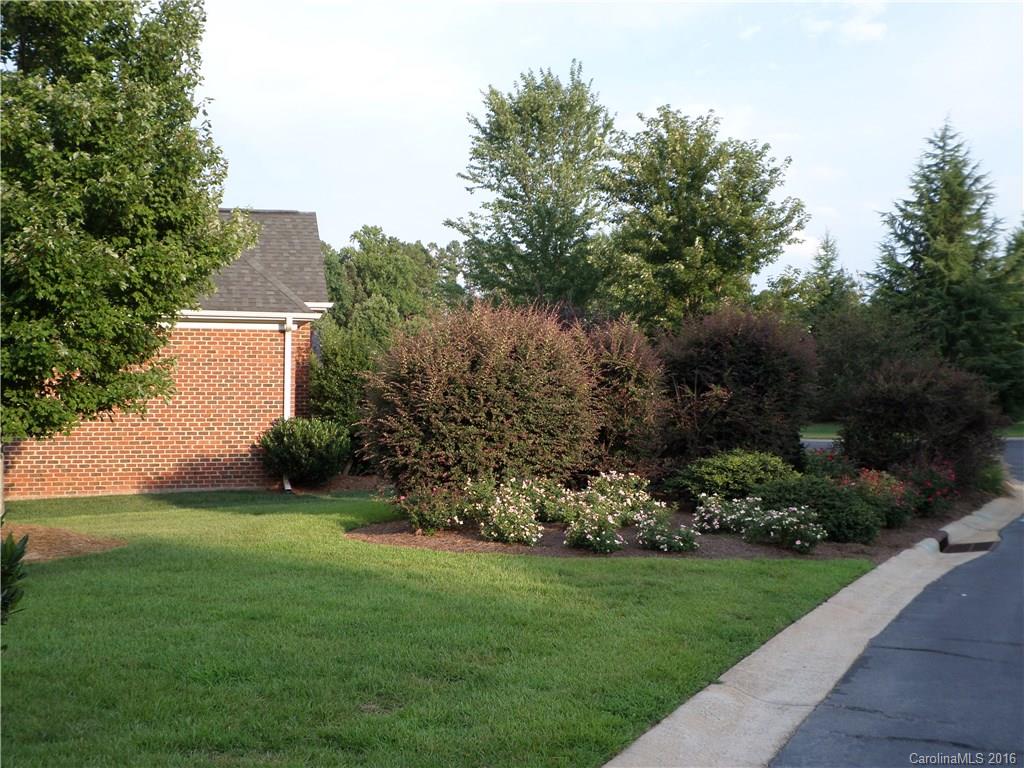 Lake Club Commons - Residential