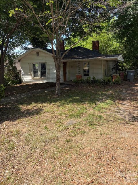 Photo of 530 W 8th Street, Kannapolis, NC 28081 (MLS # 4384968)