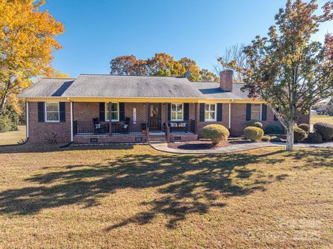 4866 E Hwy 150 Highway Lincolnton NC 28092